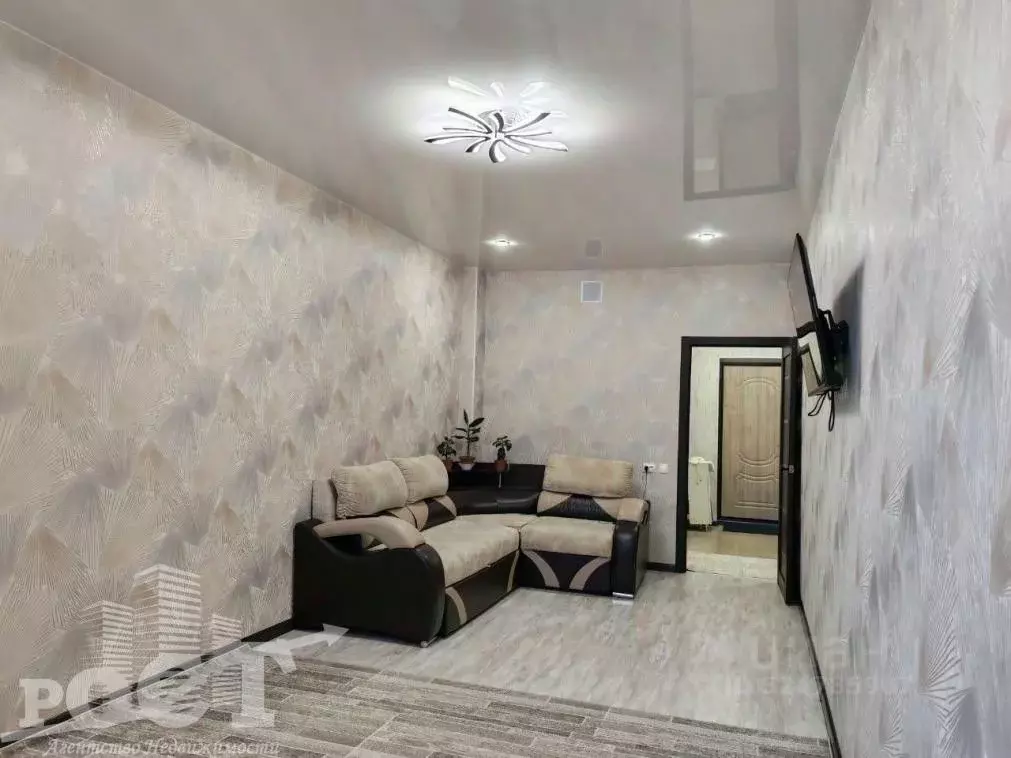 1-к кв. Приморский край, Артем ул. Горького, 4А (48.8 м) - Фото 1