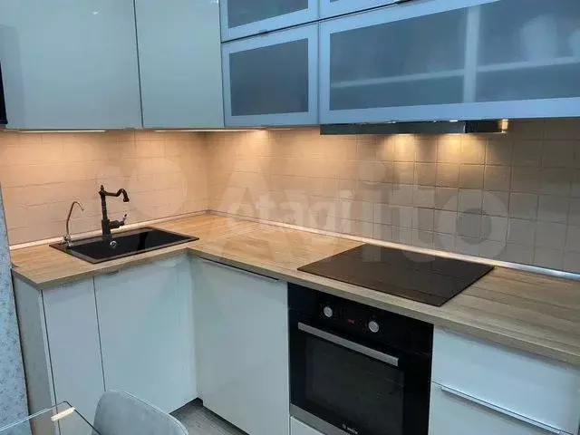 1-к. квартира, 38,6 м, 4/6 эт. - Фото 0