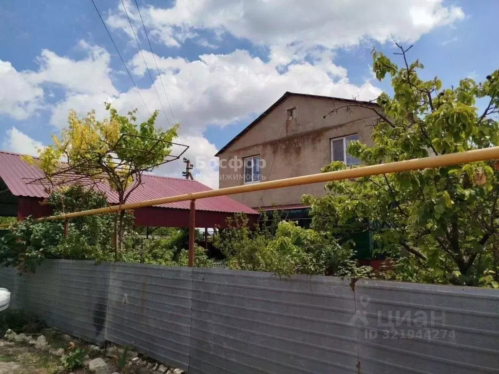 Дом в Крым, Кировский район, с. Яркое Поле ул. Победы, 38А (240 м) - Фото 2