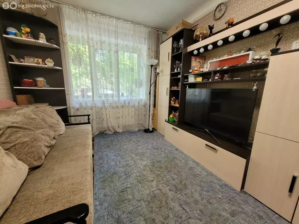 2-комнатная квартира: Таганрог, улица Шаумяна, 12-1 (42 м) - Фото 0