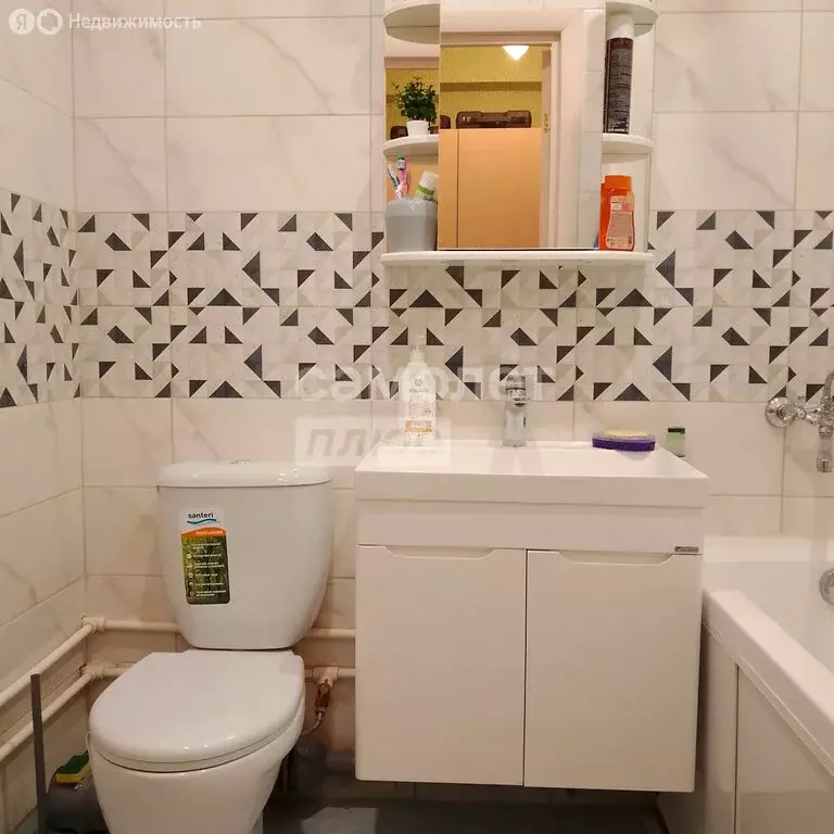Квартира-студия: Ижевск, улица А.Н. Сабурова, 17 (25 м) - Фото 0