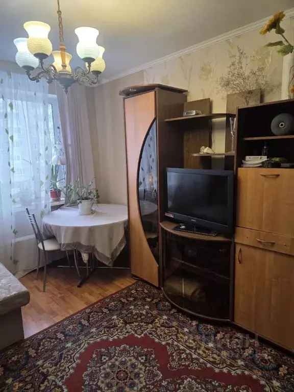 2-к кв. Свердловская область, Екатеринбург ул. Крестинского, 27 (50.0 ... - Фото 1