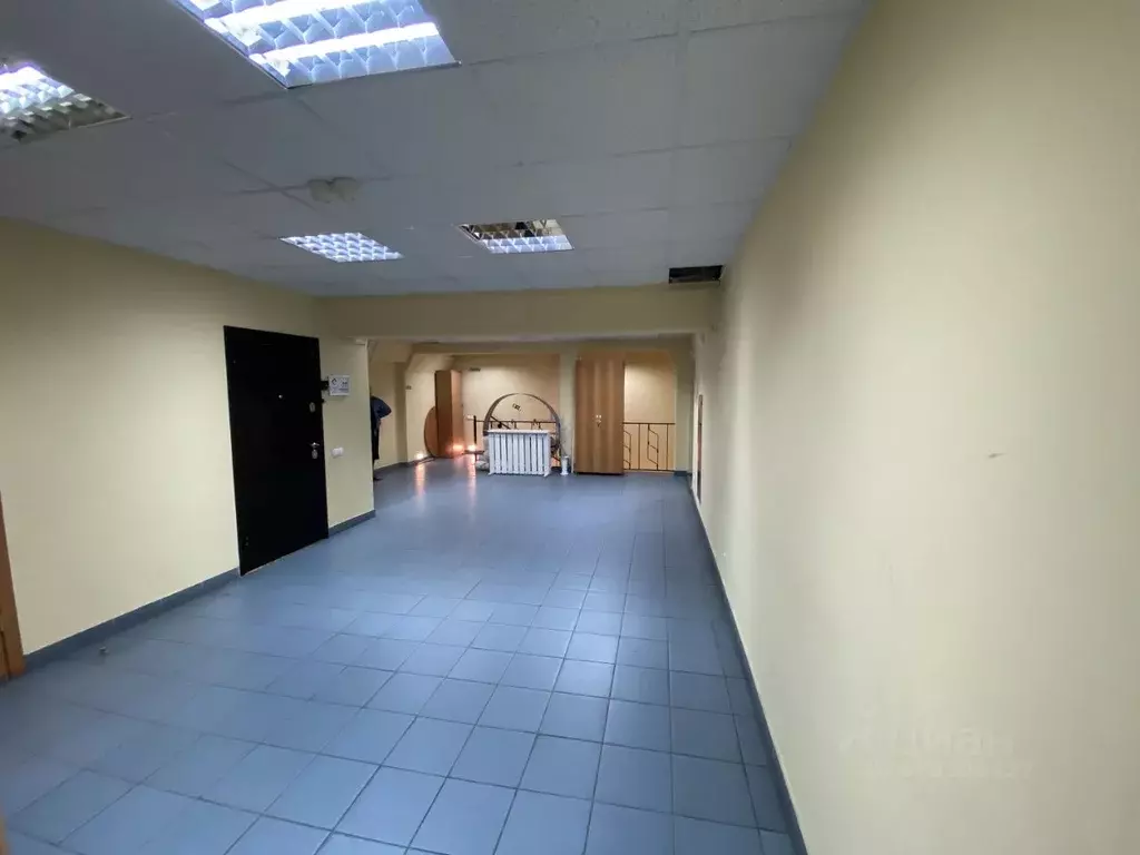 Помещение свободного назначения в Омская область, Омск просп. Карла ... - Фото 1