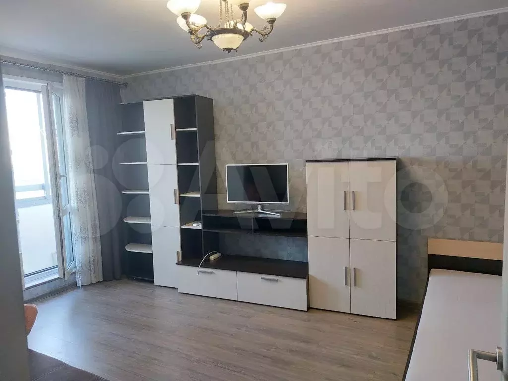 1-к. квартира, 38,5 м, 3/19 эт. - Фото 0