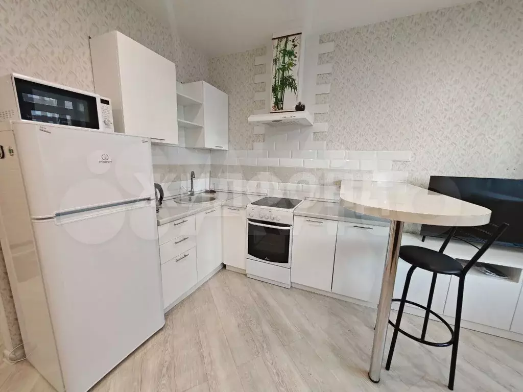 Квартира-студия, 28 м, 3/19 эт. - Фото 1
