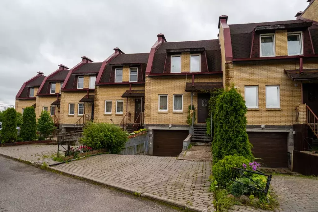 Дом в Ленинградская область, Коммунар г. Гатчинский муниципальный ... - Фото 2