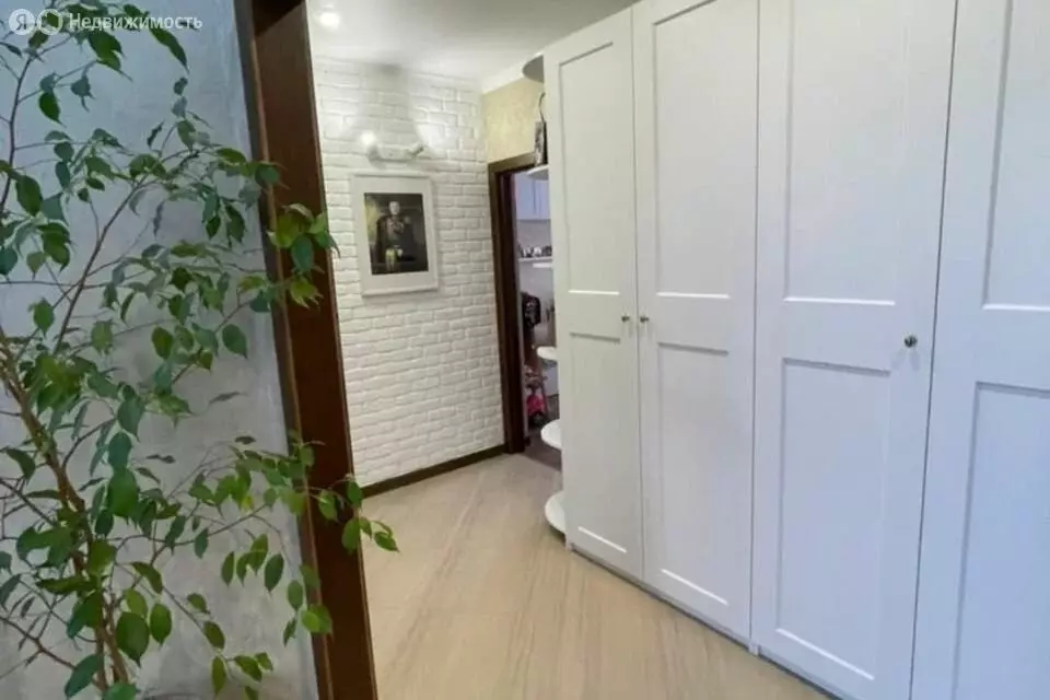 3-комнатная квартира: Краснодар, микрорайон имени Петра Метальникова, ... - Фото 0