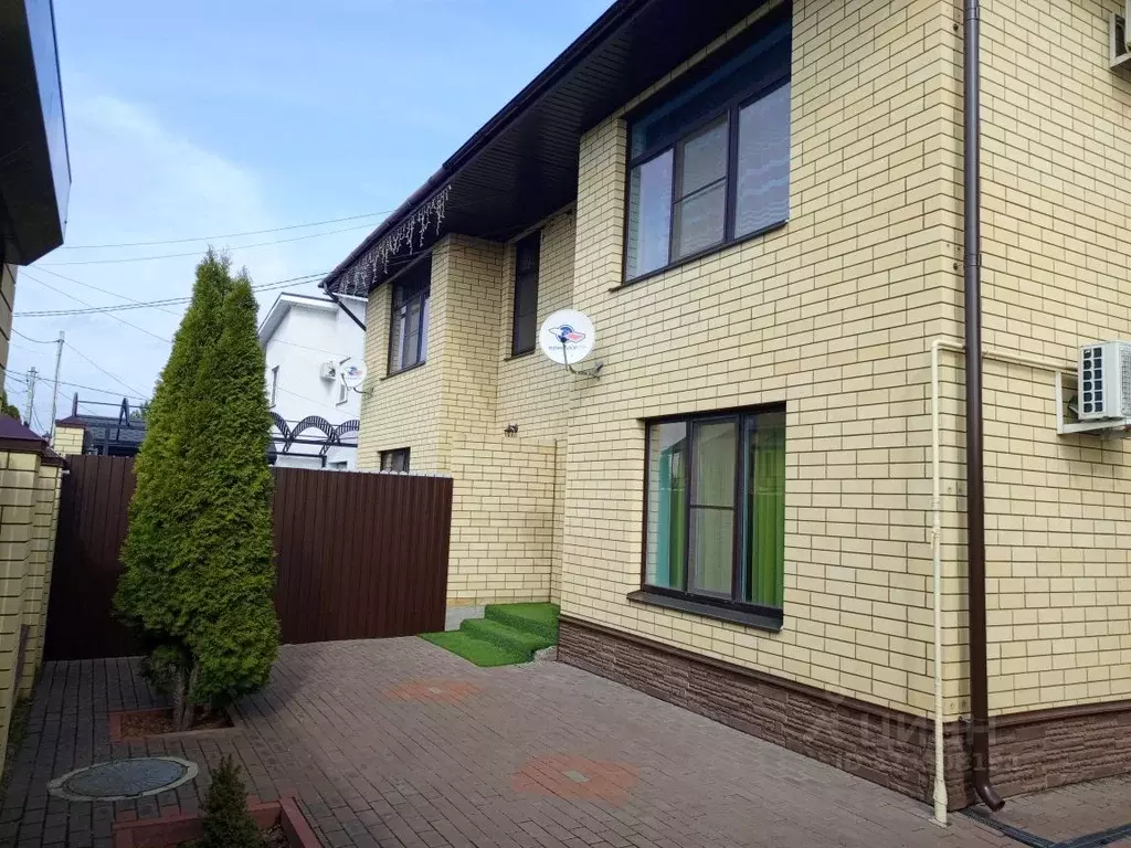 Дом в Воронежская область, Воронеж ул. Малышевская, 14/1 (120 м) - Фото 1