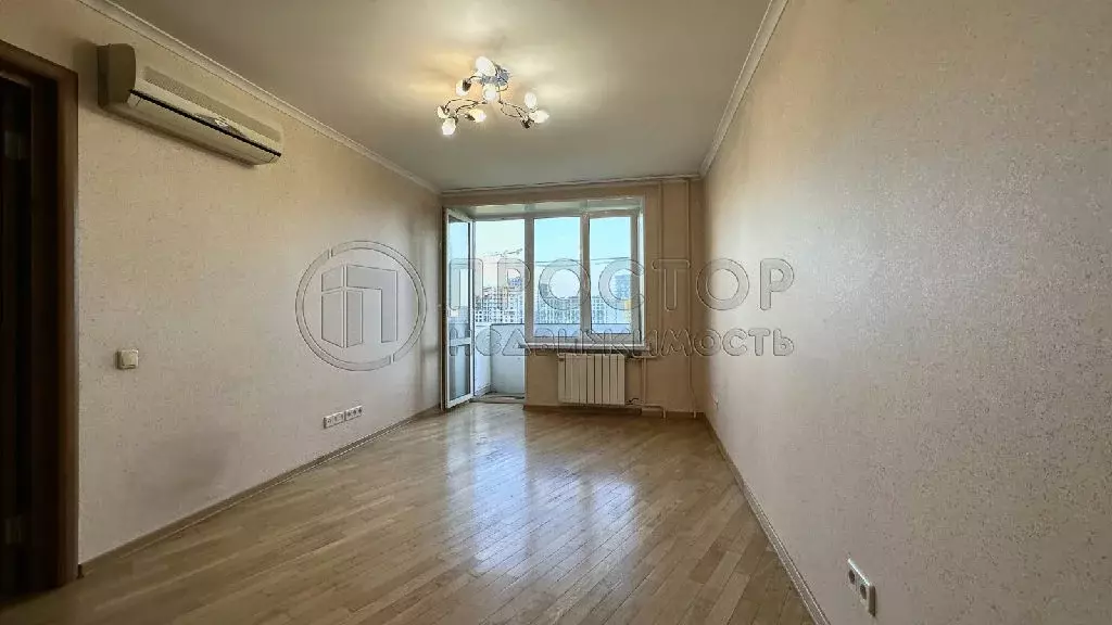 Продается 4-комнатная квартира - Фото 1