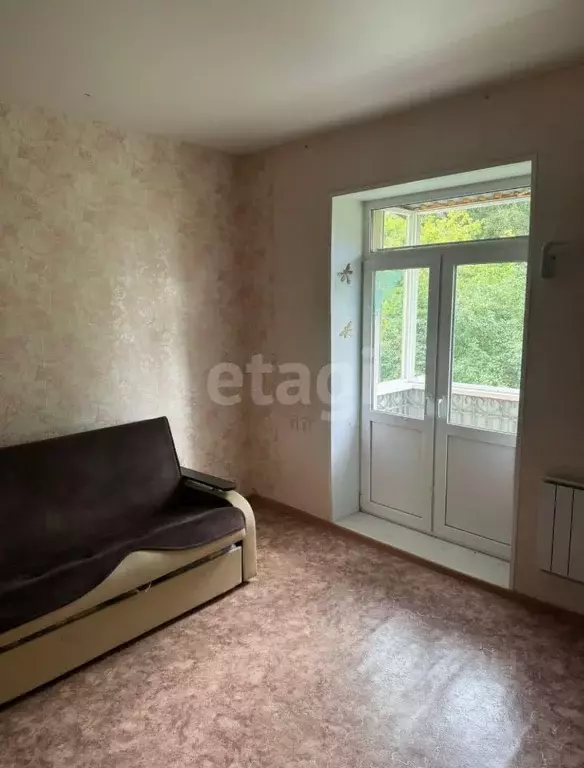 Комната Свердловская область, Екатеринбург ул. Викулова, 41 (9.6 м) - Фото 0