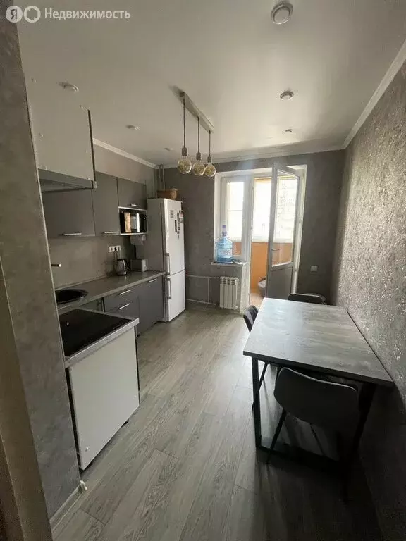 2-комнатная квартира: Ростов-на-Дону, Магнитогорская улица, 1Г (60 м) - Фото 1