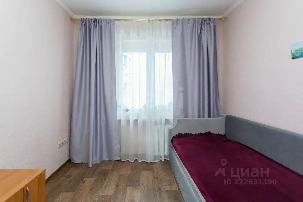 3-к кв. Ханты-Мансийский АО, Сургут ул. Дзержинского, 4 (71.0 м) - Фото 1