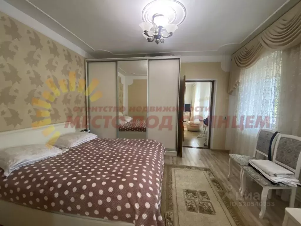 Дом в Краснодарский край, Ейск Колхозная ул. (69 м) - Фото 0