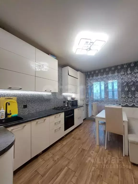 3-к кв. Архангельская область, Котлас просп. Мира, 9 (72.8 м) - Фото 1