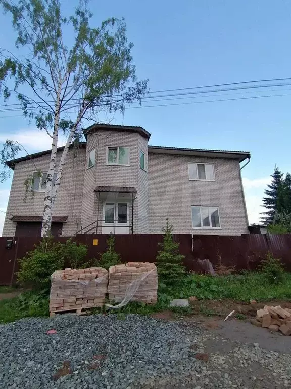 Дом 351 м на участке 8 сот. - Фото 1