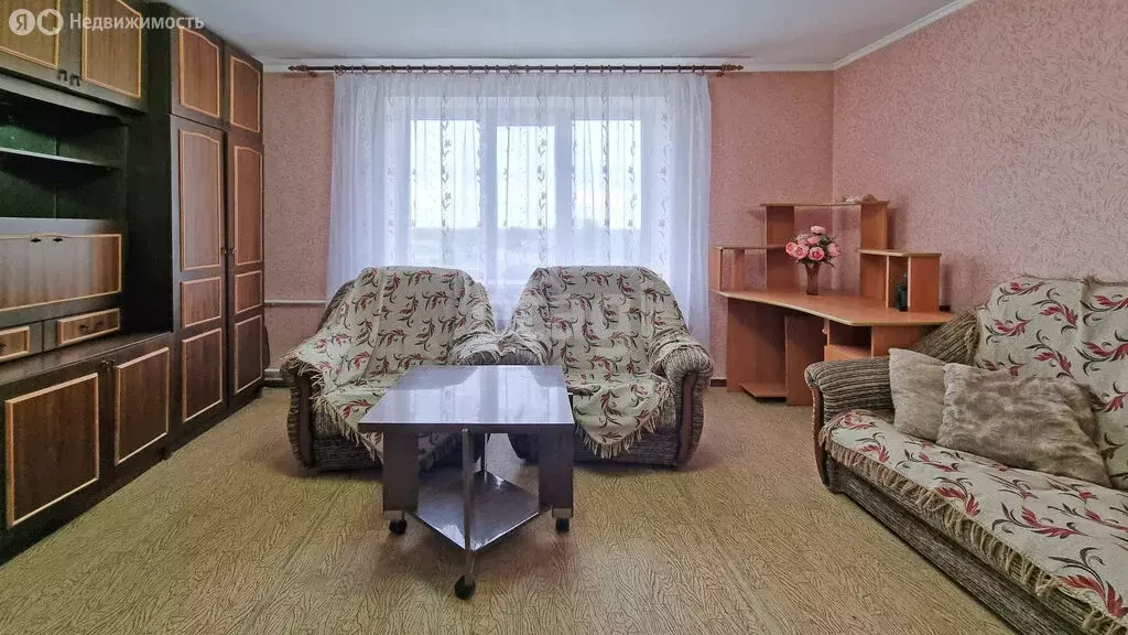 3-комнатная квартира: Прохладный, улица Остапенко, 23 (67 м) - Фото 0