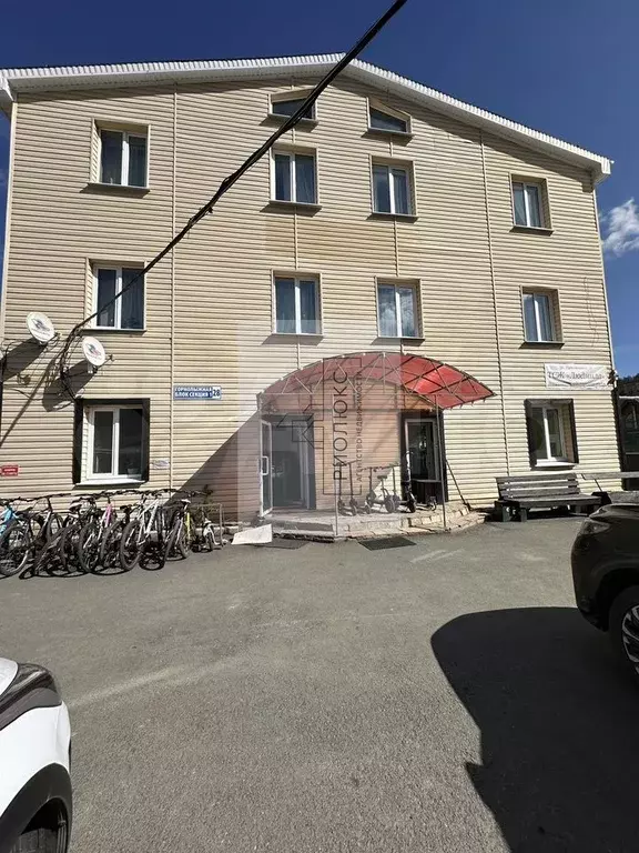 2-к. квартира, 43 м, 1/3 эт. - Фото 0