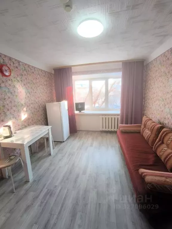 Комната Омская область, Омск ул. Рождественского, 1Б (14.0 м) - Фото 2