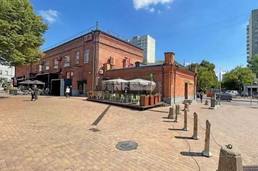 Торговая площадь в Москва Вятская ул., 1 (84 м) - Фото 1