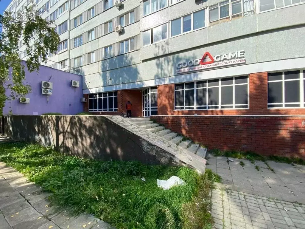 Помещение свободного назначения в Татарстан, Набережные Челны просп. ... - Фото 1