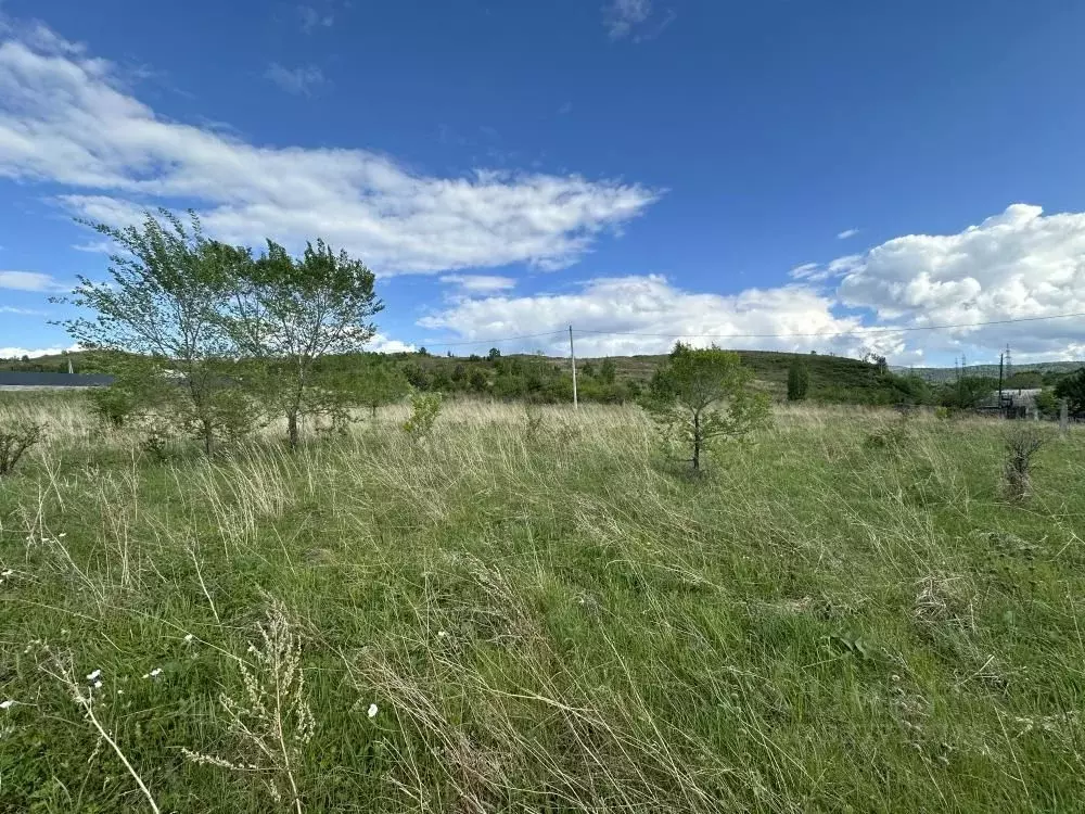 Участок в Хакасия, Саяногорск Саяногорск городской округ, ул. Тенистая ... - Фото 0