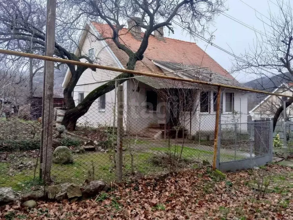 Дом в Крым, Феодосия муниципальный округ, с. Краснокаменка ул. Ленина ... - Фото 1