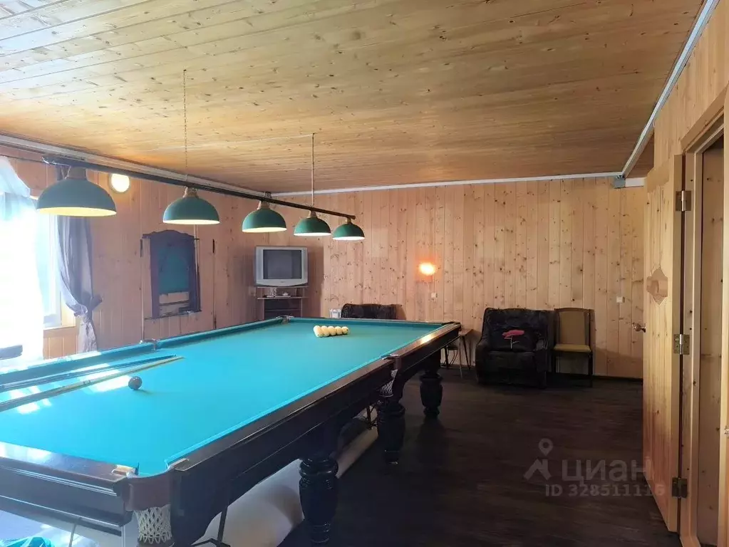 Дом в Ленинградская область, Выборгский район, Рощинское городское ... - Фото 1