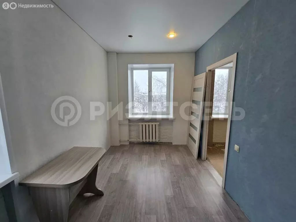 2-комнатная квартира: Апатиты, улица Ферсмана, 10 (39.5 м) - Фото 0