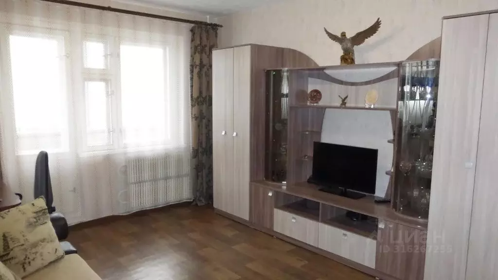 2-к кв. Саратовская область, Саратов просп. Строителей, 78б (53.7 м) - Фото 1