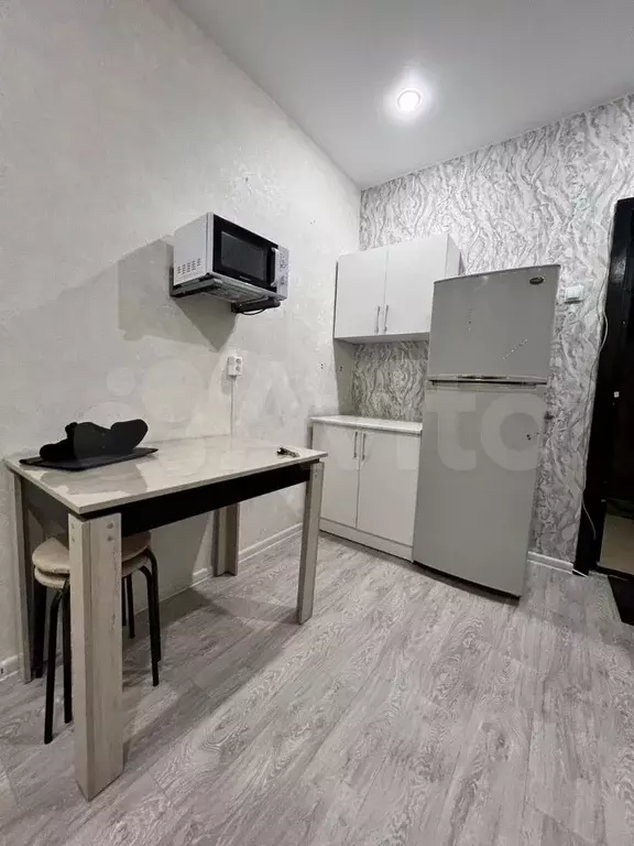 Комната 15 м в 5-к., 2/5 эт. - Фото 0