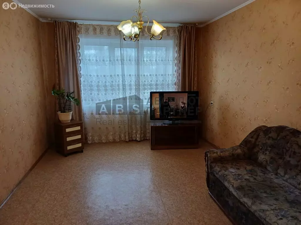 3-комнатная квартира: Великий Новгород, Западный район, улица ... - Фото 2