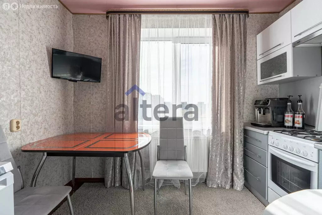 1-комнатная квартира: Казань, улица Фатыха Амирхана, 47 (32.9 м) - Фото 0