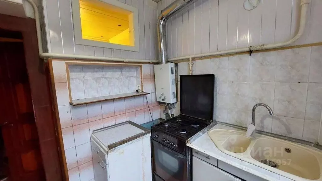 2-к кв. Нижегородская область, Нижний Новгород ул. Толбухина, 6 (42.3 ... - Фото 2