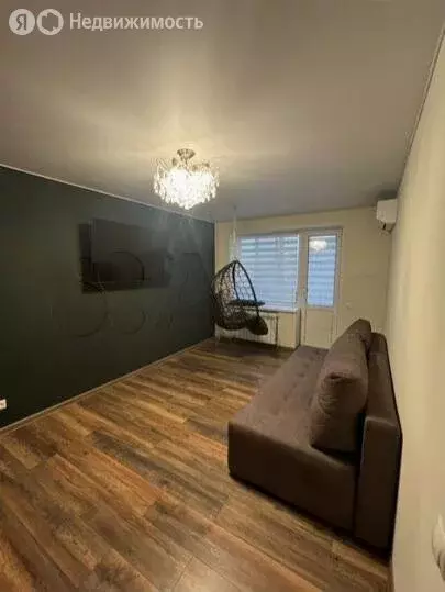 1-комнатная квартира: Губкин, улица Лазарева, 12 (30 м) - Фото 1