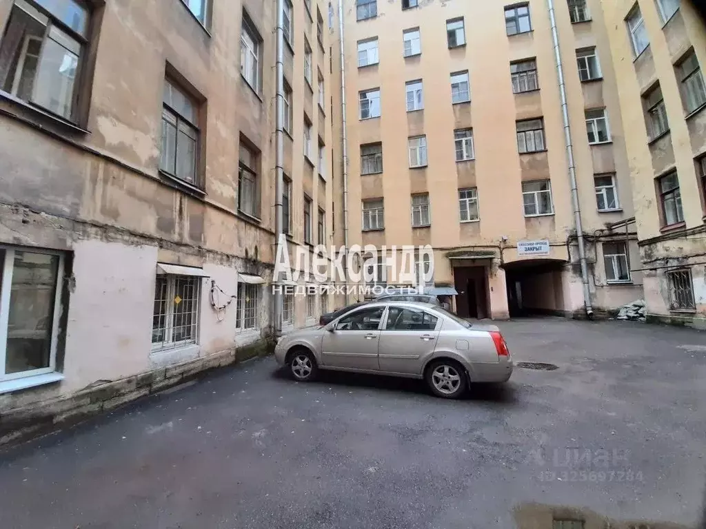 Студия Санкт-Петербург 11-я Васильевского острова линия, 58 (17.0 м) - Фото 0