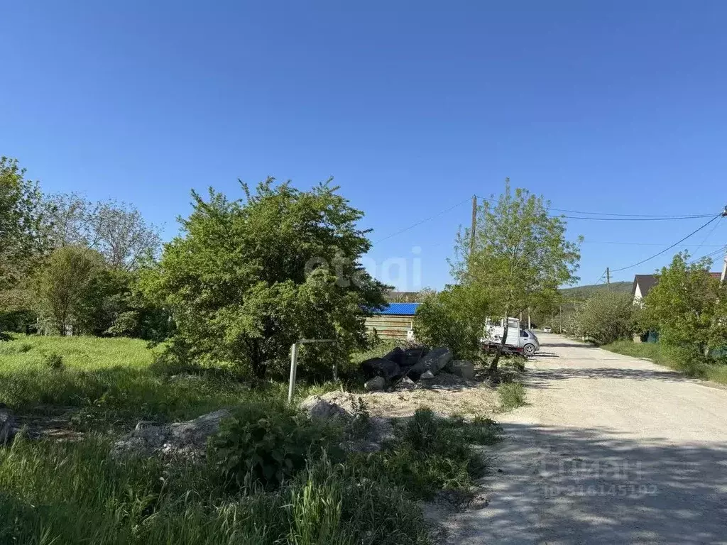 Участок в Краснодарский край, Новороссийск городской округ, с. ... - Фото 1