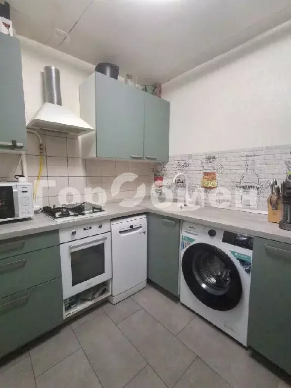 Продается 2-комнатная квартира - Фото 1
