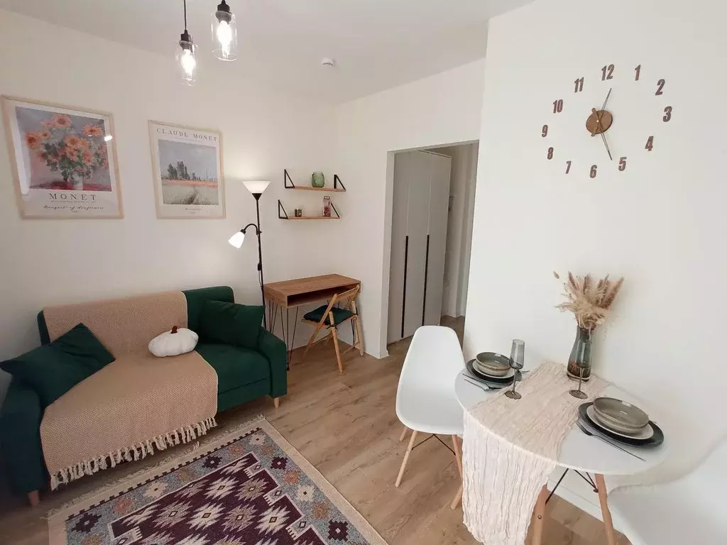 Студия Свердловская область, Екатеринбург ул. Паригория Суетина, 3 ... - Фото 1