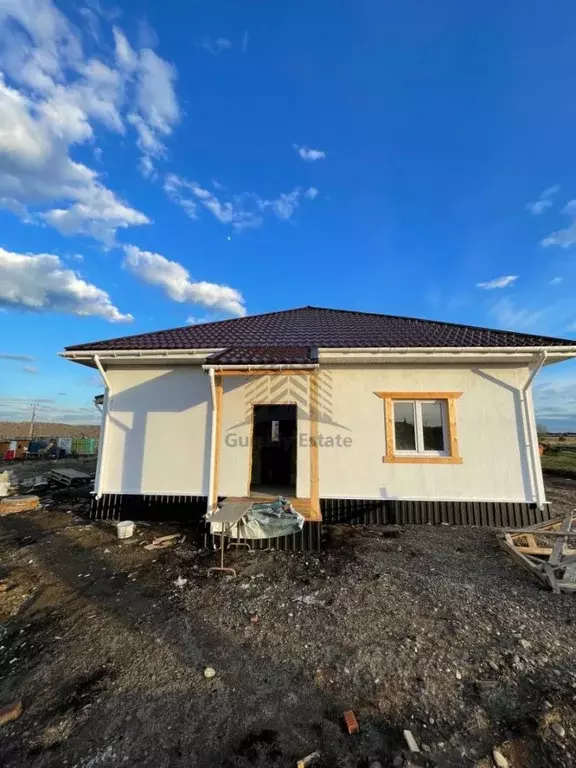 Дом в Красноярский край, Емельяновский муниципальный округ, Нанжуль-11 ... - Фото 1