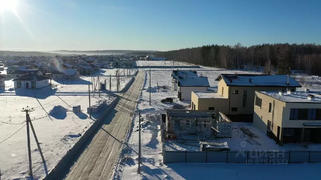 Участок в Свердловская область, Белоярский городской округ, пос. ... - Фото 0