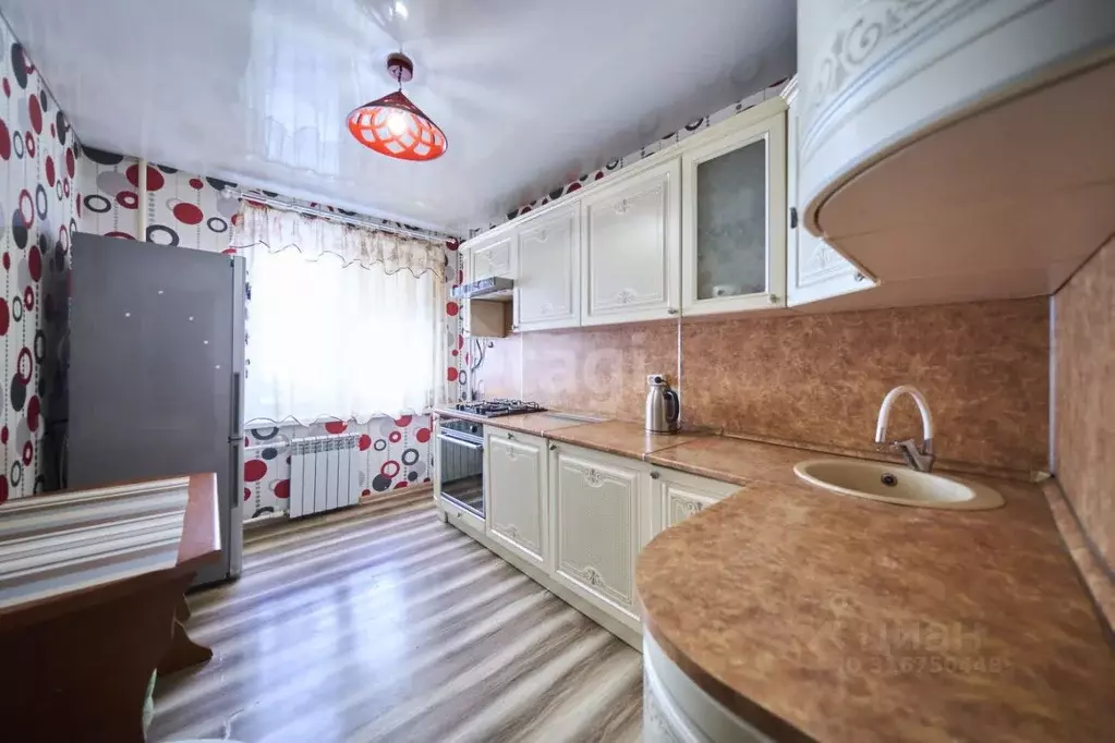 3-к кв. Хабаровский край, Хабаровск ул. Олега Кошевого, 9А (69.8 м) - Фото 0