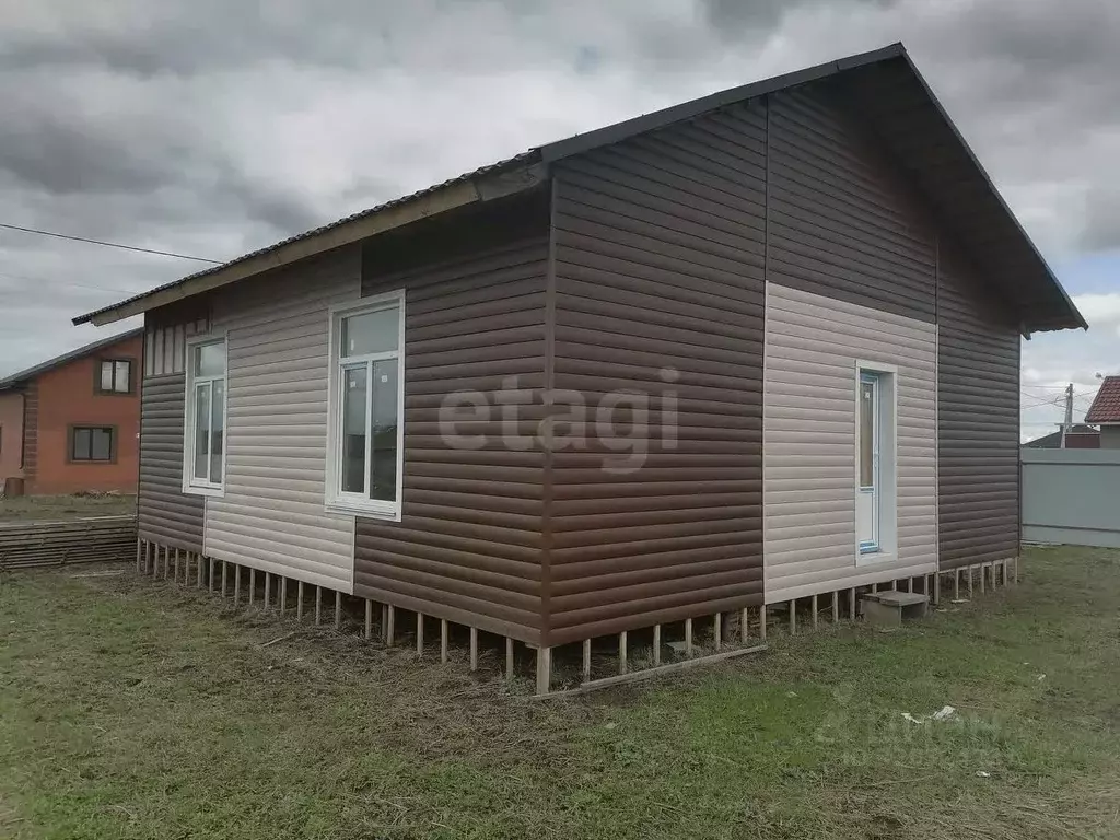 Дом в Орловская область, Орловский район, пос. Надежда пер. ... - Фото 0