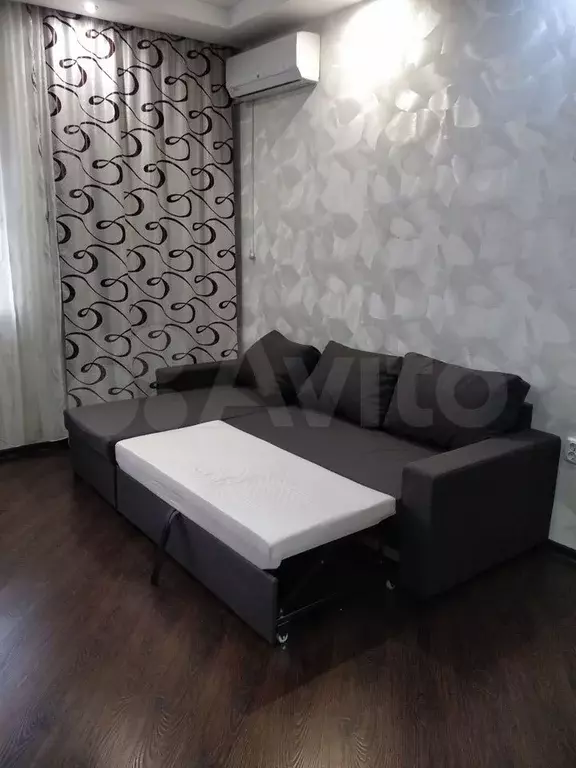 1-к. квартира, 41 м, 8/10 эт. - Фото 1