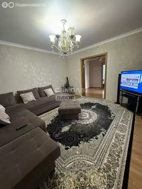 2-комнатная квартира: Кизляр, улица Сулеймана Стальского, 14 (49.6 м) - Фото 1