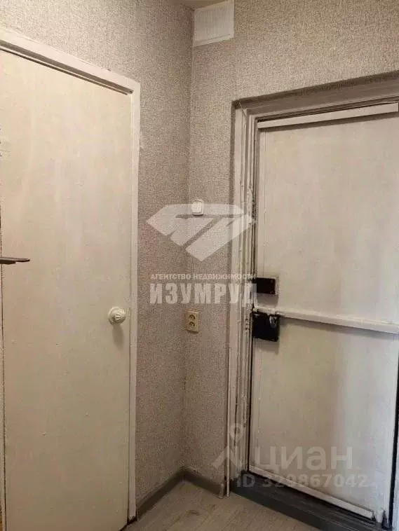 Комната Кемеровская область, Кемерово бул. Строителей, 50/2 (16.5 м) - Фото 2