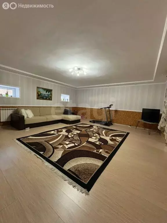 Дом в Омск, 5-я Любинская улица (378 м) - Фото 1