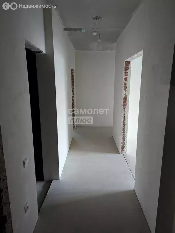 4-комнатная квартира: Уфа, улица Сагита Агиша, 19 (78.5 м) - Фото 2