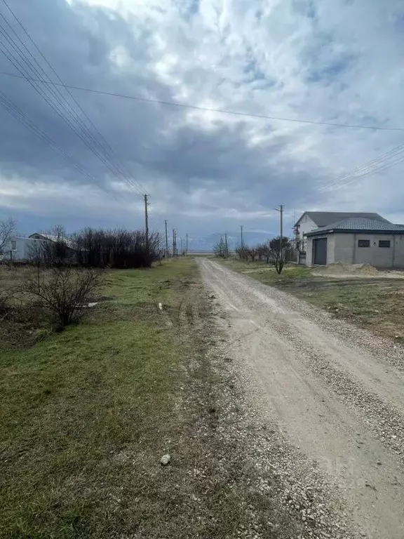 Участок в Крым, Кировский район, с. Абрикосовка ул. Айвазовского, 46 ... - Фото 1