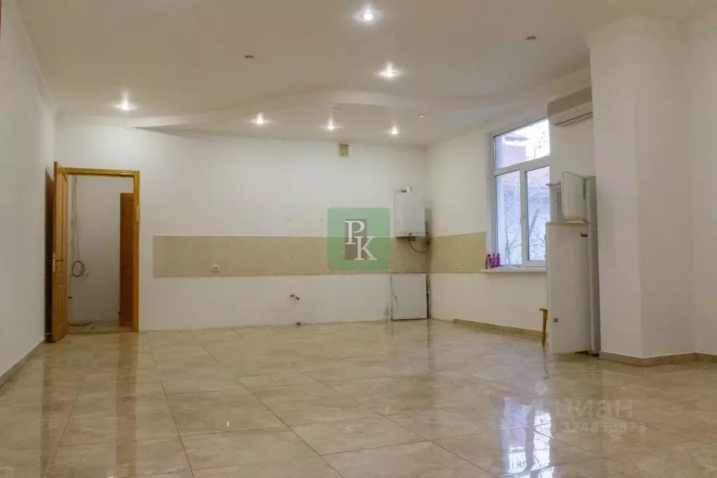 4-к кв. Крым, Симферополь ул. Сергеева-Ценского, 12/4 (166.0 м) - Фото 1