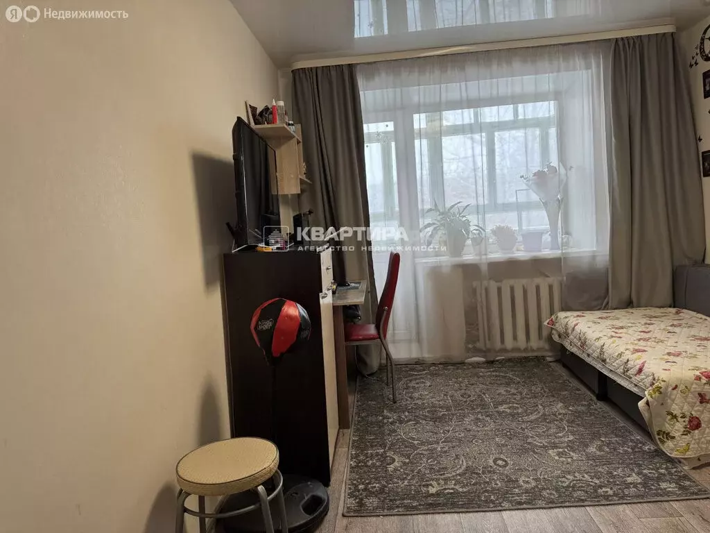 2-комнатная квартира: Невьянск, улица Ленина, 22 (46.9 м) - Фото 2